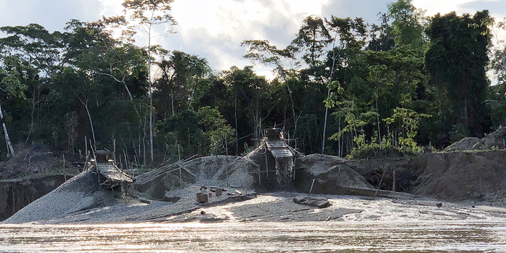A gold-mining operation on the Madre de Dios river (photo: courtesy of Jackie Gerson).