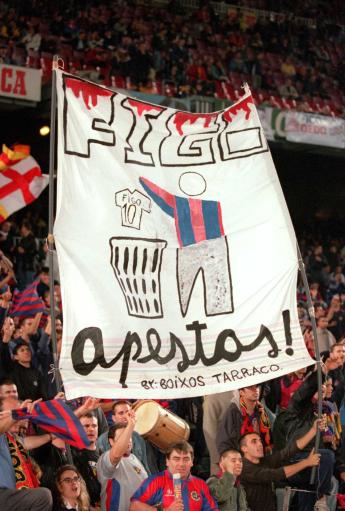 Figo - Returns to Camp Nou