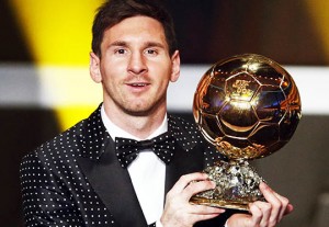 Messi of Argentina FIFA World Player of the Year 2012 holds his trophy during the FIFA Ballon d'Or 2012 soccer awards ceremony in Zurich